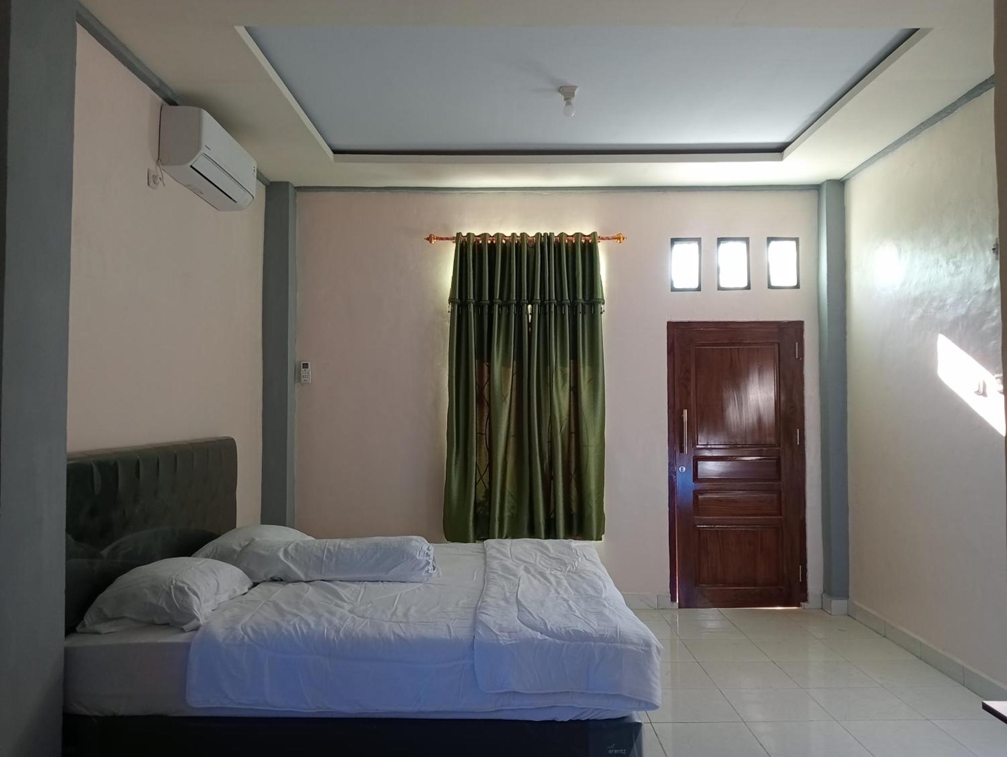 Yusilver Guest House لابوان باجو المظهر الخارجي الصورة