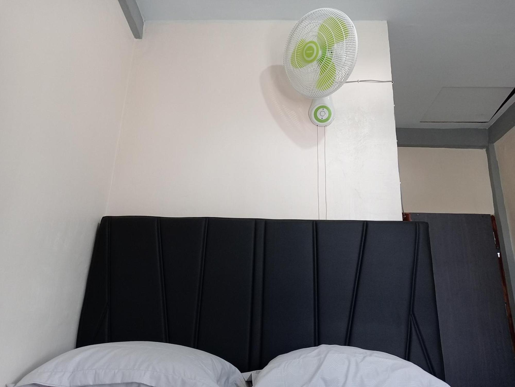 Yusilver Guest House لابوان باجو المظهر الخارجي الصورة
